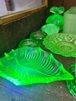14 x Uranium Glass Items - 2