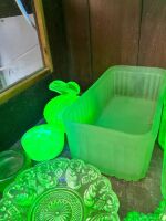 14 x Uranium Glass Items - 3