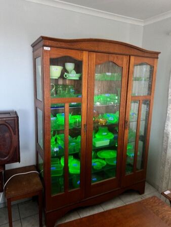 Silky Oak 3-Door Showcase Cabinet