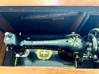 Singer Treadle Sewing Machine - 3