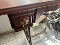 Singer Treadle Sewing Machine with Lid - 4