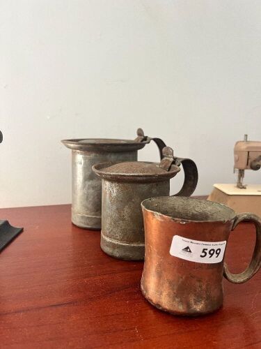 2 x Mallies Jugs and Alphalevel Cup