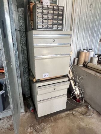 2x metal filling cabinets
