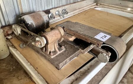 Belt linisher
