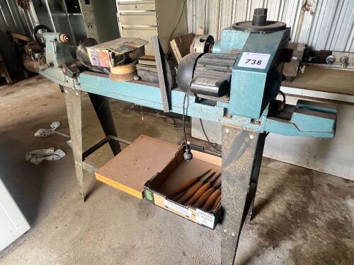 Wood lathe with tools
