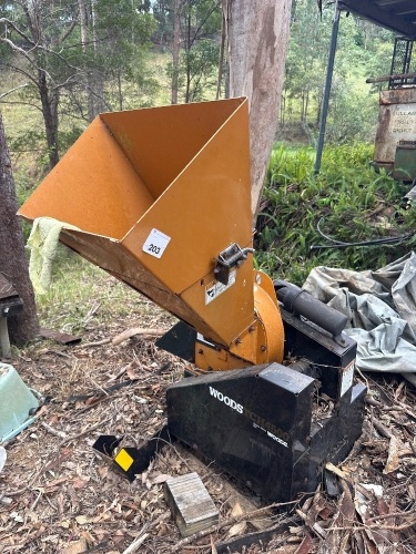 WOODS TCH 4500 PTO driven chipper with 3pl mount