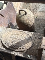 Smelley and Co Globe (Brisbane) No9 chaff cutter - 2