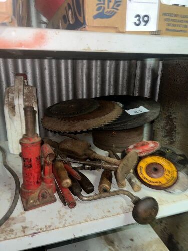 Assorted grinding/cutting wheels