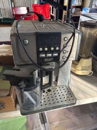 PRIMADONNA coffee machine