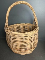 2 x Rattan Style Baskets - 5