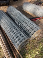 2 rolls of galvanised dog wire - 2