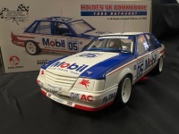 1985 Holden CommodoreVK #05 Peter Brock / David Oxton - Mobil - James Hardie 1000 - 4089/4500 - Classic Car - 18319 - 3