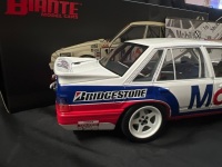 1987 Holden Commodore VL #10 Brock/Parsons/McLeod Winner - James Hardie 1000 - 1071/5500 - Biante - B182703C - 3