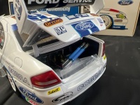 2007 Ford Falcon BF XR8 #5 Mark Winterbottom - FPR Bahrain ATCC - 1780/1825 - Classic Car - 18379 - Car & Certificate Signed Mark Winterbottom - 7