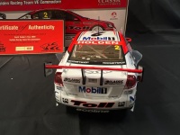 2009 Holden Commodore VE #22 Garth Tander - Holden Racing Team - ATCC - 0500/1000 - Classic Car - 18382 - Car Signed Garth Tander - 6