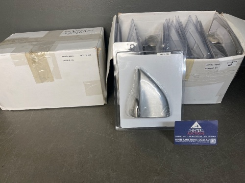20 x Large Shelf Grips - Two Boxes