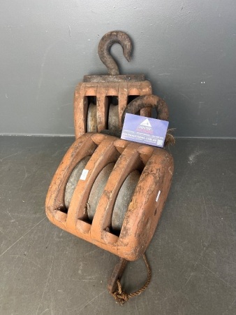 2 x Vintage Triple-Sheave Pulley Block for Marine Rigging
