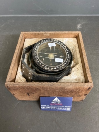 Vintage Liquid-Filled Aperiodic Grid Compass