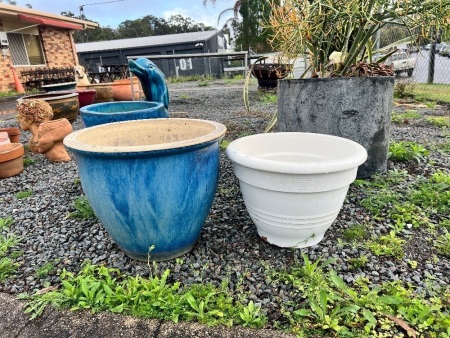 Circular Blue Glazed Garden Pot and White Circular Garden Pot