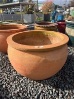 2x Terracotta Circular Pots - 2