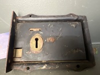 Antique Surface-Mounted Rim Lock - 2