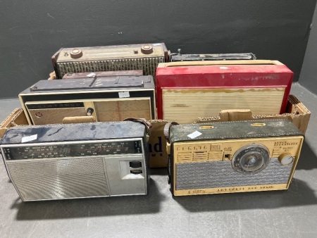 Collection of Vintage Multi-Band Transistor Radios