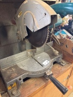 255mm Makita miter saw - 2