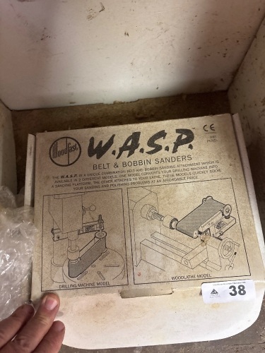Wasp belt and bobbin sander