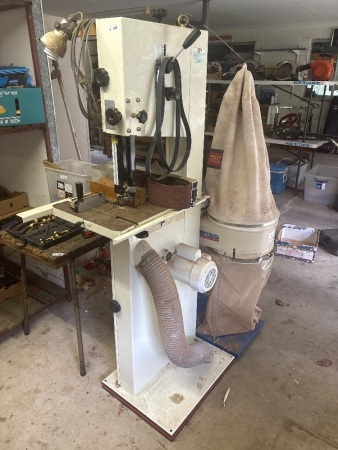 With carba tec dust collection unit, good condition model JWbs-14Q built 2013