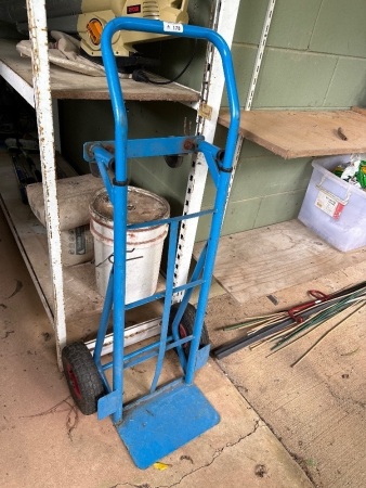 Furniture trolley with adjustable handle