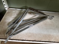 4x galvanised steel corner bracket