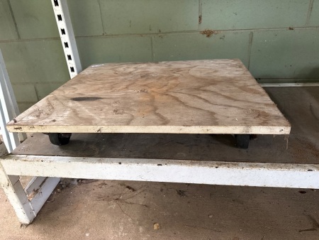 Furniture dolly