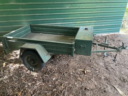 Box trailer