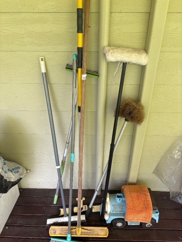 Cleaning tools