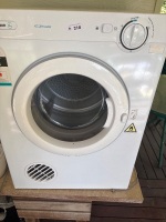 Simpson clothes dryer