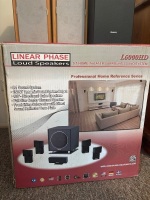 Surround sound set unopened - 2