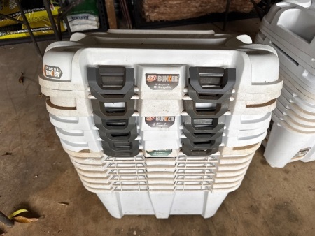 7x EZY STORAGE 50L tubs