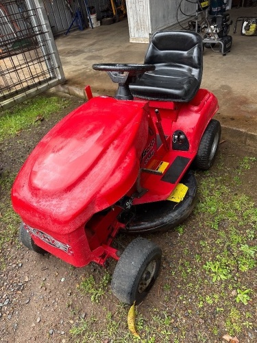 COX 16.5HP ride on lawnmower - Model no. A15713A