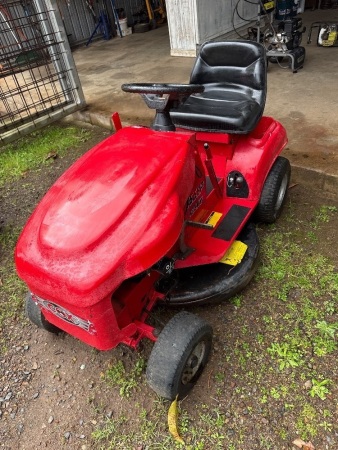 COX 16.5HP ride on lawnmower - Model no. A15713A