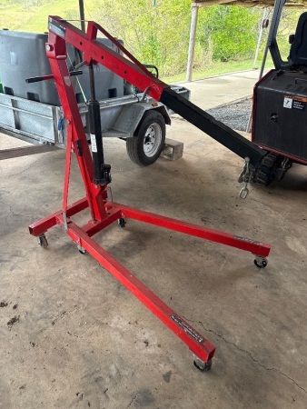 SCA hydraulic engine crane - 1000kg