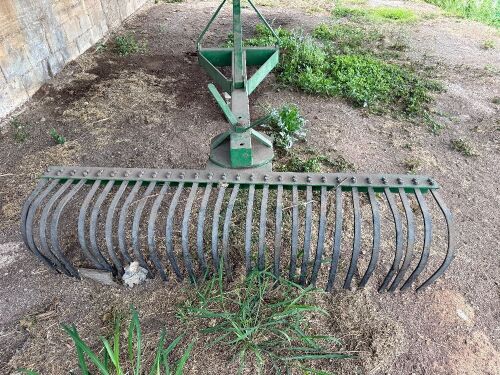 1.8m 3PL Stick Rake