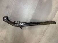 Antique flintlock/miquelet style pistols and matching dagger and sheath in felt lined wooden case - 7