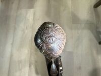Antique flintlock/miquelet style pistols and matching dagger and sheath in felt lined wooden case - 10