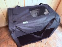Collabsable canvas/mesh pet carrier/crate