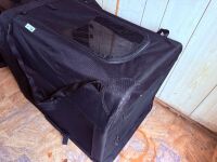 Collabsable canvas/mesh pet carrier/crate - 3