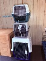 3x pet carrier/crates
