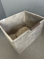 Mixed Lot of Metal Buckets - 6