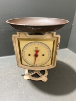 2 x Kitchen Scales and 1 Tin Storage Box - 2