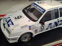 1988 Ford Sierra RS500 - # 9 Allan Moffat/G. Hansford/K. Niedzwiedz - Tooheys 1000 - 0004/6000 Biante 103 888009 - Certificate Signed Allan Moffat - 3
