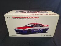 1991 Nissan Skyline GT-R (R32) # 1 Jim Richards - Winner ATCC - 0906/1300 - AUTOart 89176 - Certificate Signed Jim Richards - 4